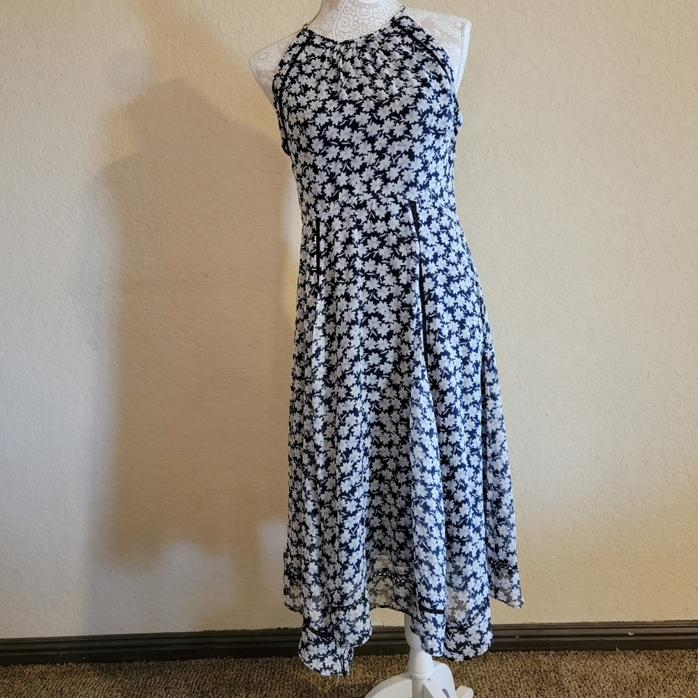 Just Taylor Navy Floral Dress Sz 6